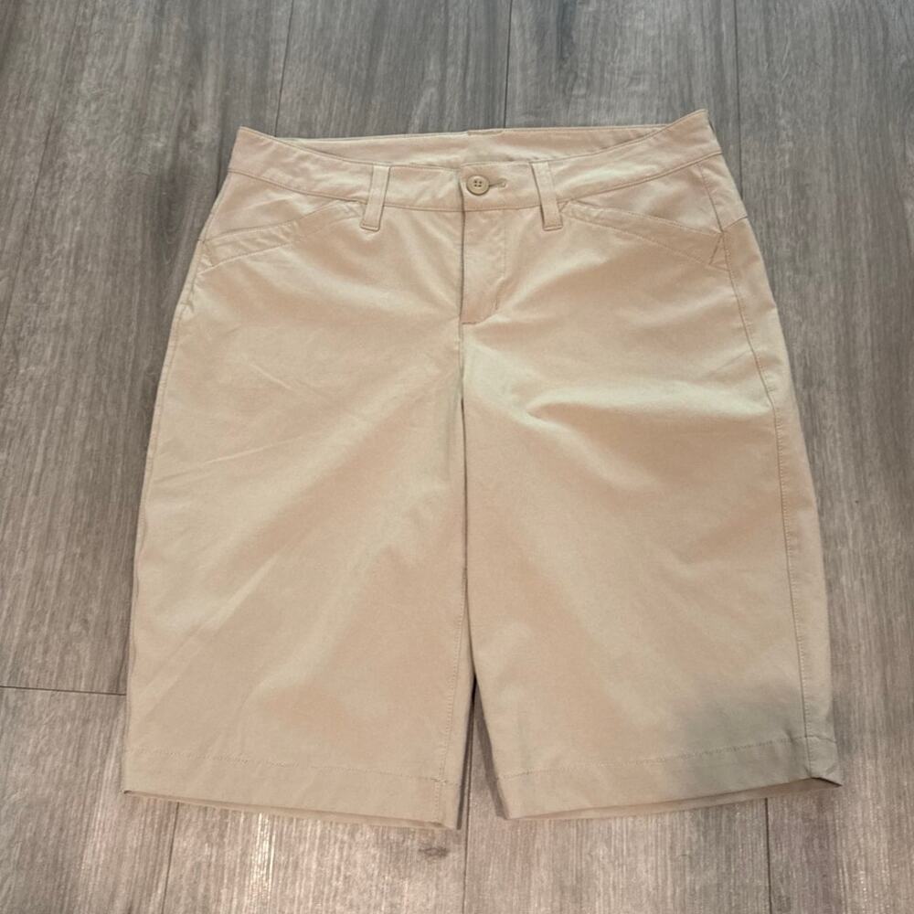 Eddie Bauer Bermuda Style Khaki Shorts Women's Size 4